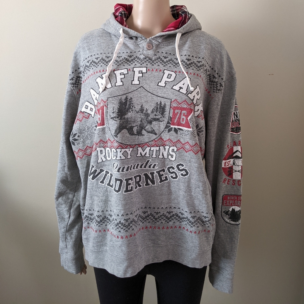 Mountain Ridge Banff National Park grey lightweight hoodie, size large